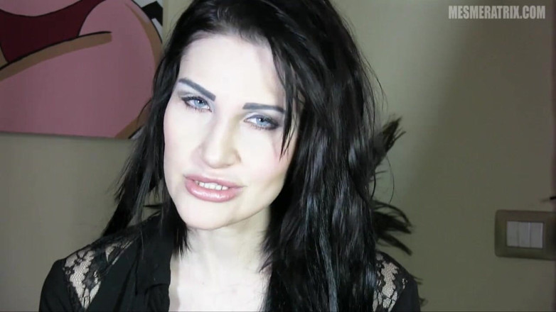 Lady Mesmeratrix Official: I'm back for fun
