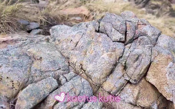 Kactus kutie: Ой! Я пописав свій рожевий комбінезон під час нашого походу