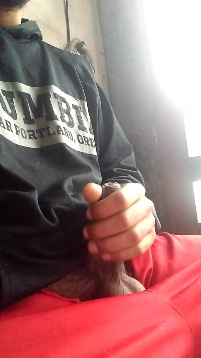 AlexAlejandro13: I gate utan att någon inser