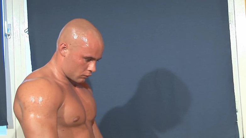 German amateur - 100% German hardcore videos: Pelacur rambut pendek rambut pirang dudukin kontol cowok berondong