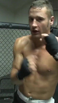 Dana DeArmond ti farà esplodere la mente e sperma con una buona scopata anale