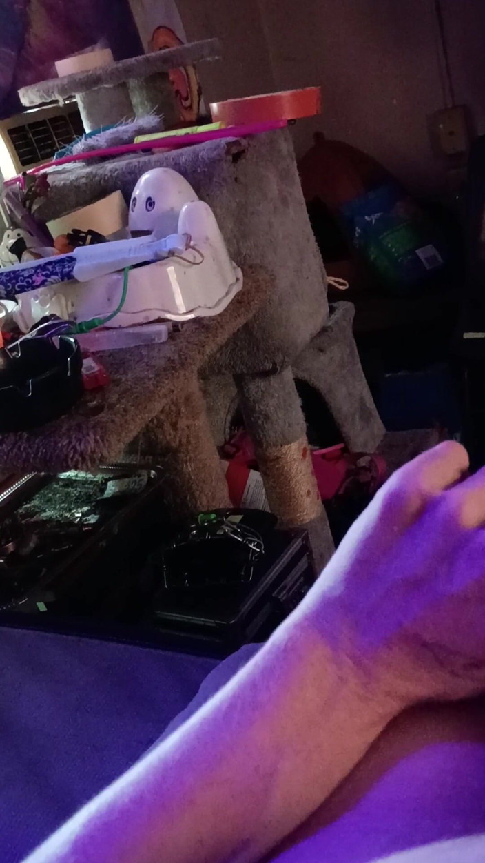 DeepthroatCumslut: ควยแข็งใหญ่ของกู 3