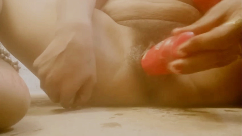 jayabhabhi: Desi Village Adik Tiri Powder Ke Dabba Se Pura Paani...