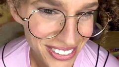 VibeWithMommy: Stream rozpoczął się 26.07.2023 12:01 Chodź powiesić z macochą!