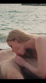 Abbiamo trovato una spiaggia segreta per il sesso all'aperto - vera coppia amatoriale