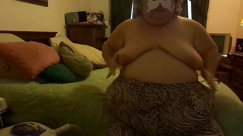 BBW nurse Vicki adventures with friends: I am a West Virginia slut a fan requested video