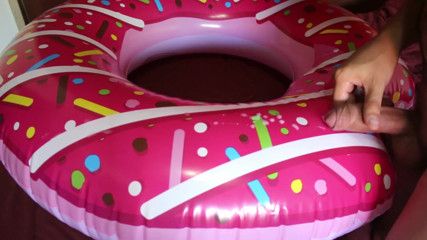 Inflatable Lovers: Aufblasbarer donut