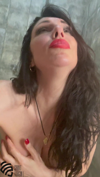 LizaVirgin: Dirty talk and pee in the shower