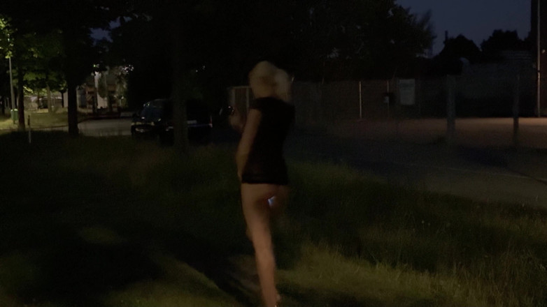Miley Weasel: Dirty Nylon Slut Gets Fucked on the Street