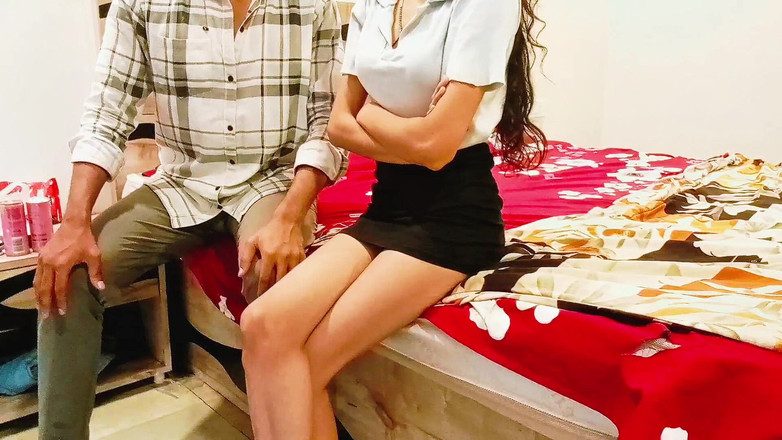 Silver_Worm: ホテルスタッフの女の子を犯した