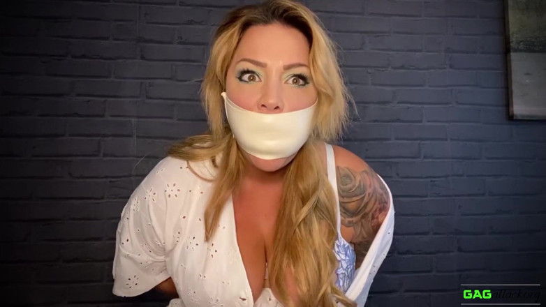 Gag Attack: Rara - microfoam self gag