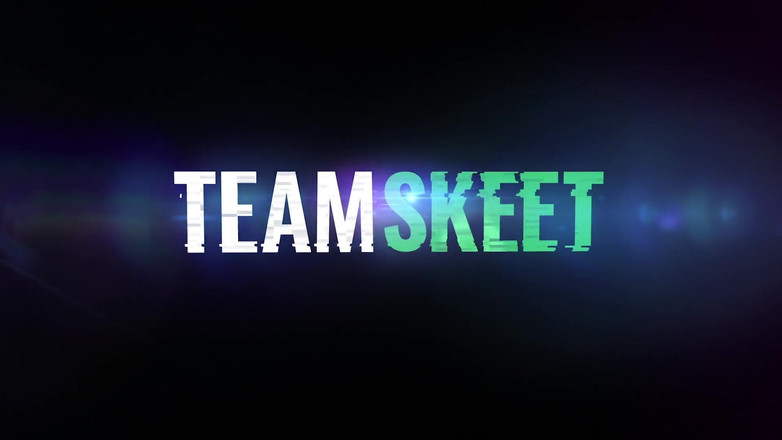 Team Skeet: 발정난 고객에게 추가 서비스를 제공하고 팁으로 엄청난 부하를 받는 매력적인 라틴녀