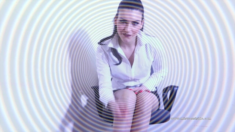 Mistress Iside: Відео від першої особи, запалює фетиш