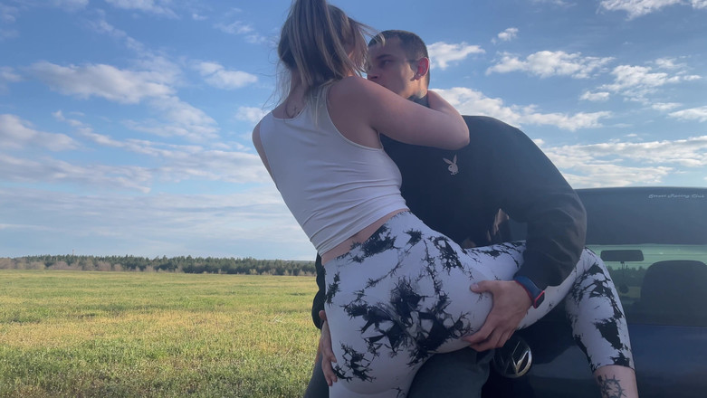 HotPrincessUA: Crazy Chick Mixed Wrestling: uomo sopraffuto