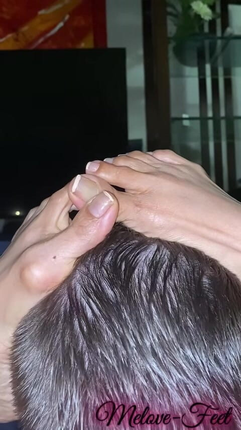 Naelor: 내일러 1부에 따먹히는 Melove 작은 보지 모음집