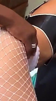 Boneca por trás