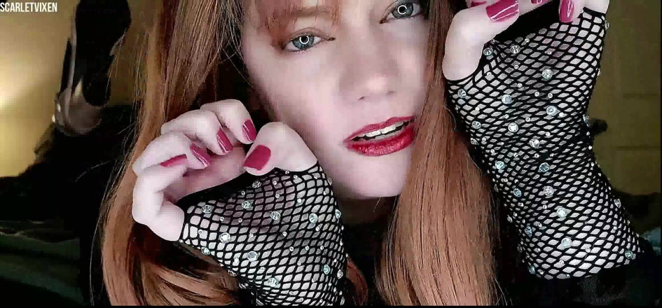 Scarlet Vixen: Kittlade rosa i sängen (Venus)