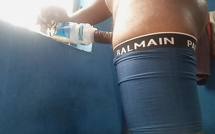 Sweet Indian cock: 印度男孩瓶操逼