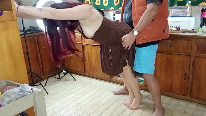 Bigjoefuckalott: Głupie kumple F*** robią sałatkę w kuchni