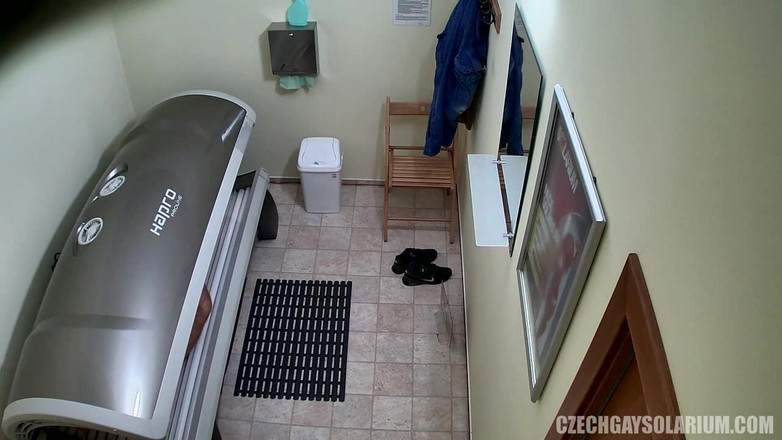Czech Gay Solarium: Séc đồng tính solarium 11 beefy chàng trai dải xuống