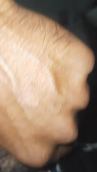 Sesso a mano masturbazione nera