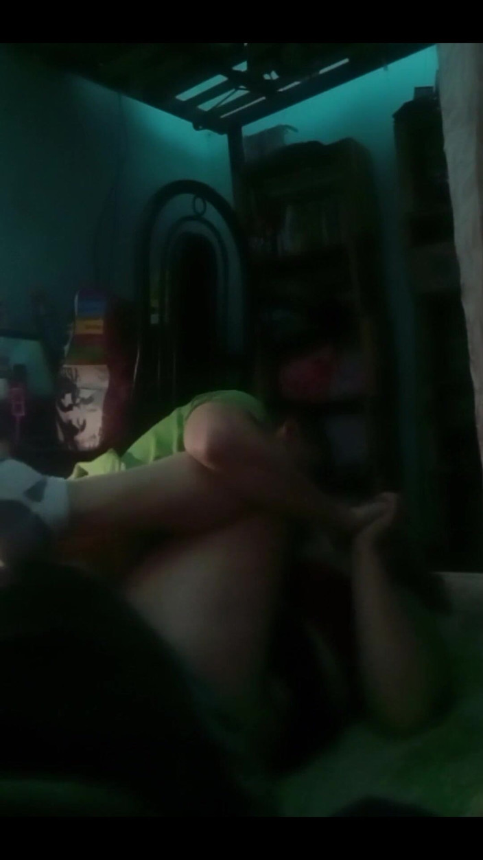 Fitcure1: Любительська пара веселиться в темряві