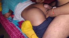 Priya Sena: Bhabhi zadek ošukaný se spit video v hindštině