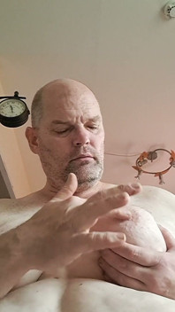 Знову ж таки, тільки на шлюх, сучку
