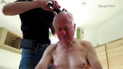 Lovely Male Fetish: Shaving the old private