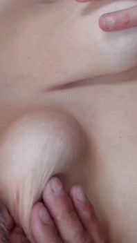 Schöne Blonde Amateur Ehefrau Genießt Sex Halb Nackt