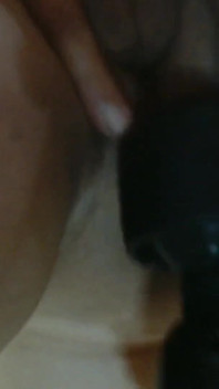 Vibrating Wand Rubbing My Pussy, Then Fingering Myself