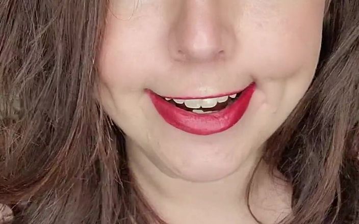 KinkyKatie: Takže jsem se totálně chystala odstranit, krčila jsem se tak...