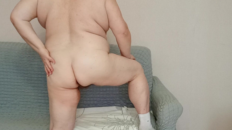 Zona901: Hàng xóm khỏa thân trước ống kính