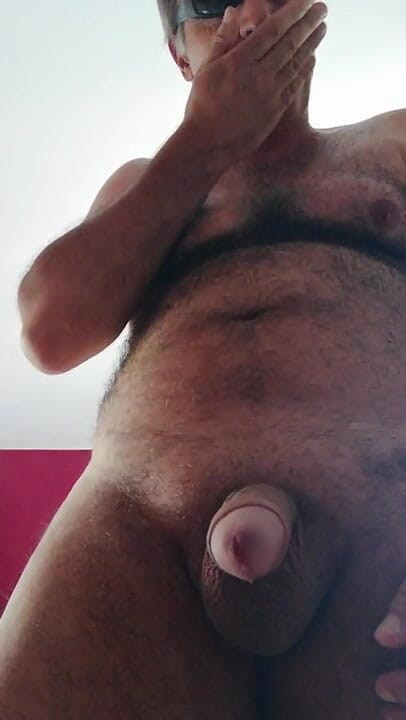 Setesesso7: Masturbazione Con Occhiali Scuri