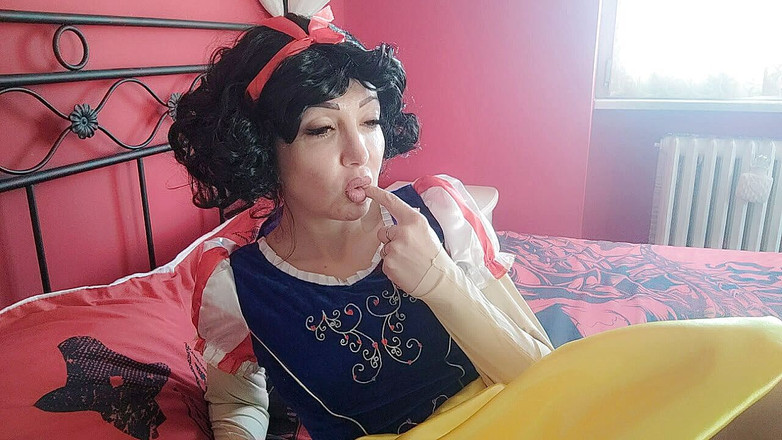 savannahamatoriale: sexy skákací princezna