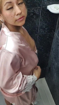 Mari mandi dengan saya cinta