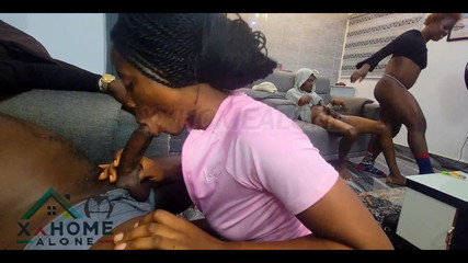 Home Alone: Orgia del college in un ostello del college