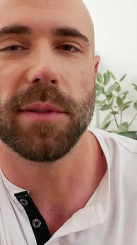 Soțul muscular tatuat Danny Steele te fute cu degetele și te fute cu vedere la persoana 1 - iubitul meu cu vedere la persoana 1 - sex virtual Fpov