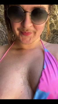 Flashing My Hairy Pits at the Beach