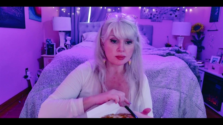 PaintedRose: Мексиканська піца: Taco Bell Mukbang ось вона