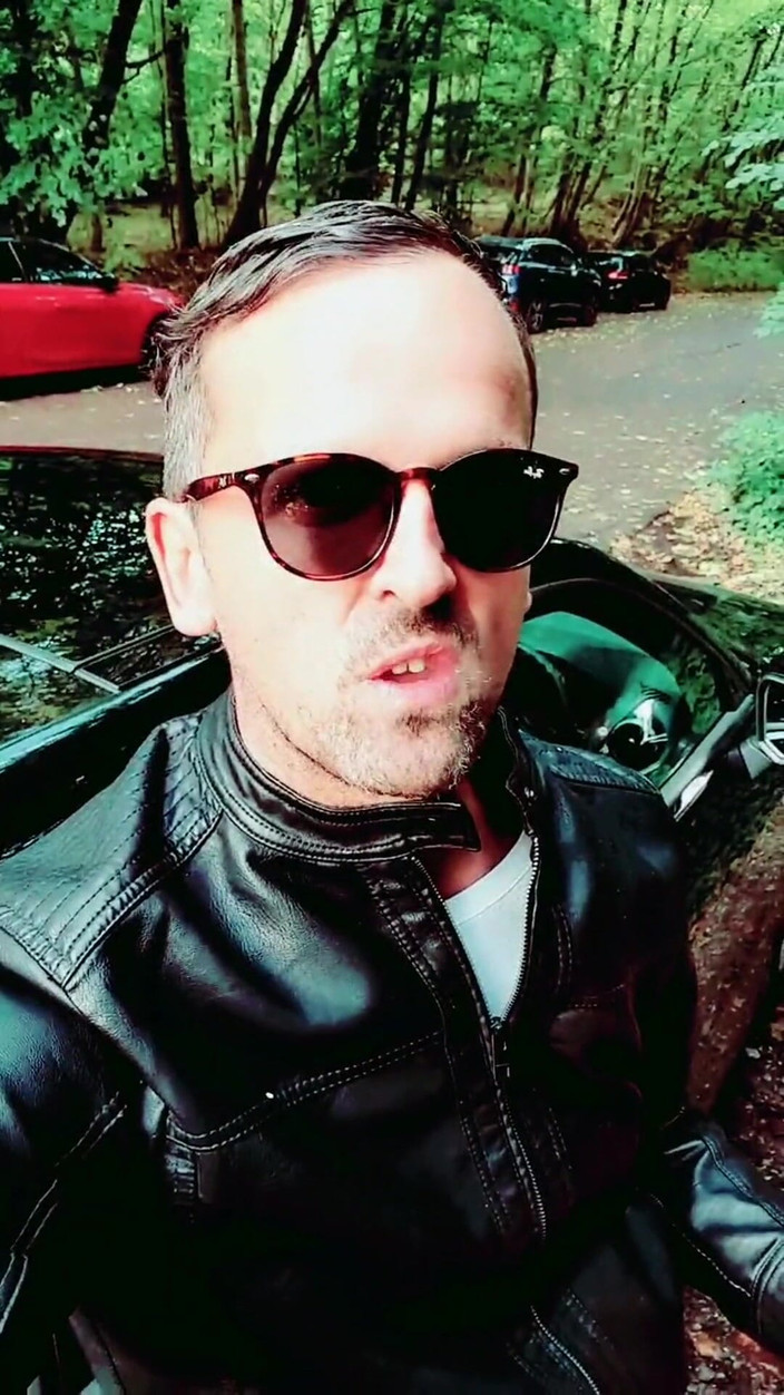 Slutboyben: Slutboyben Cam4 Sexy Cestovní Kočka na SchwerinU B321 Parkování