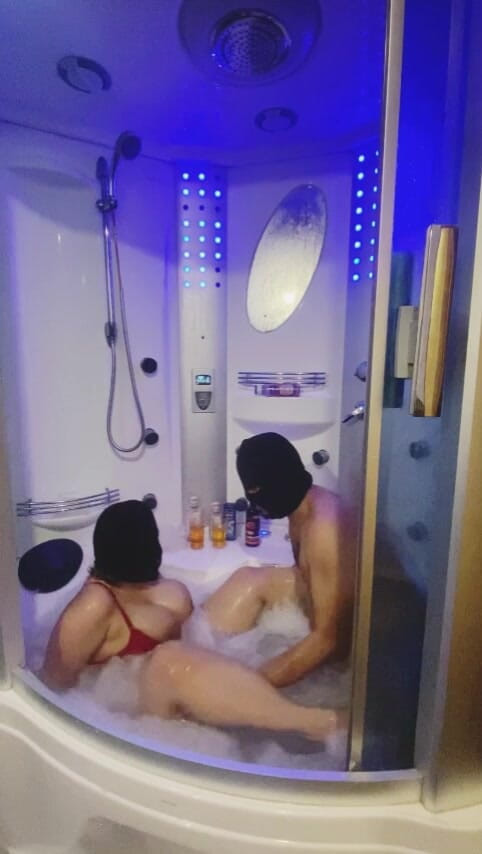 Six my and wife: Arăboaică sexy