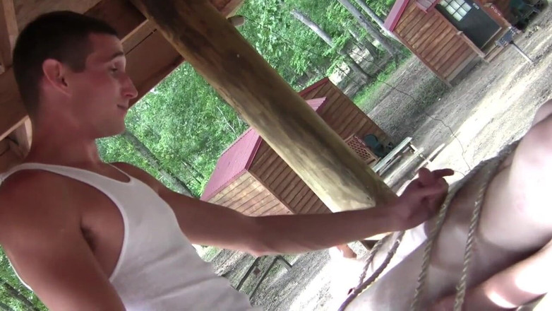 Dream Boy Bondage: Соблазняет у стояка на дереве - глава 2