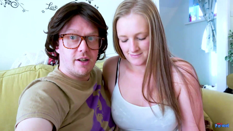Nerd Pervert: Gina Parker - prostituta mais limpa lambendo todo o nerd
