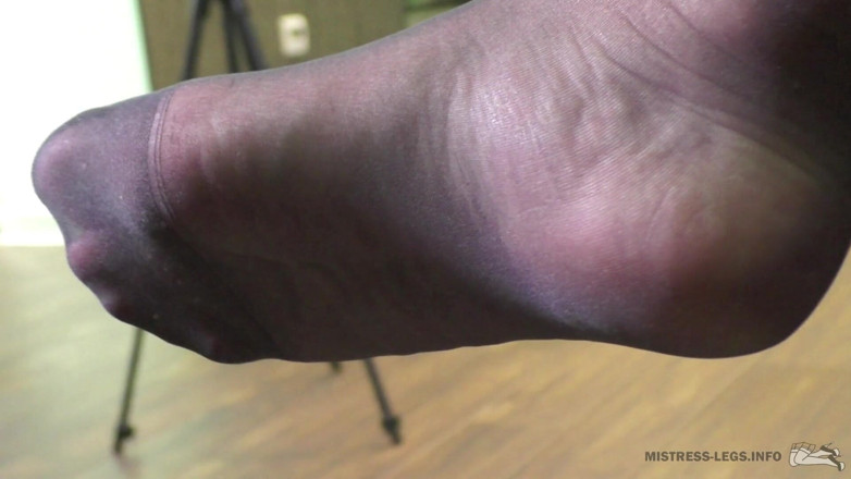 Mistress Legs: Just nylon toes and soles closeups