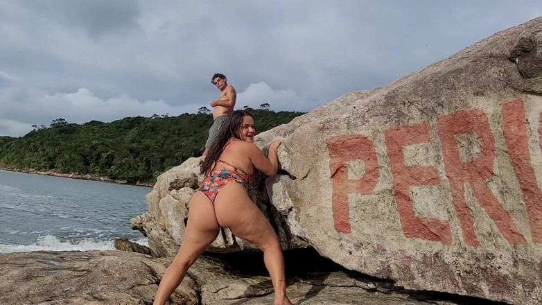 Paty Bumbum: Grande Macky quebrou minha buceta com seu pau gigante de 13...