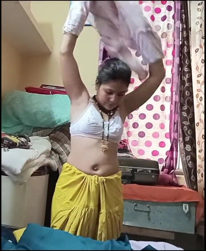 sashaa: Bhabhi ganti baju