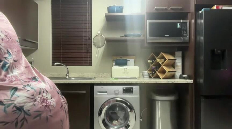 Legendary Booty Overdose: Ebony MILF Moaning and Stripteasing in Kitchen