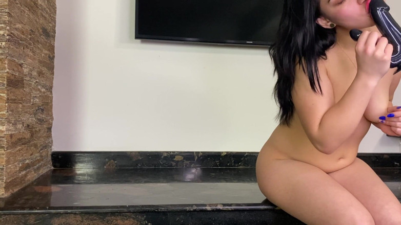 SassyTiff: Primeira vez joga dobledildo