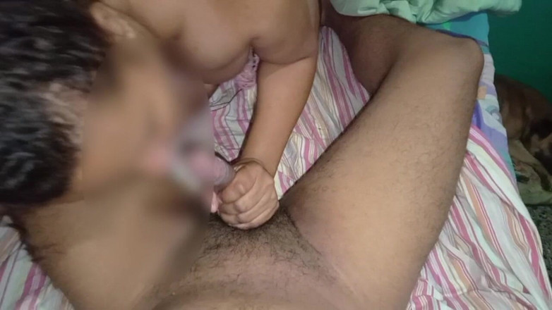 BigassMILF40: 妻がいない時に恋人のチンポをしゃぶること